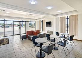 Motel 6-Lindale, TX 4