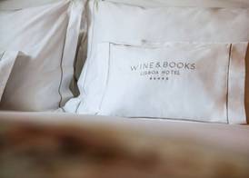 Wine & Books Lisboa Hotel 3