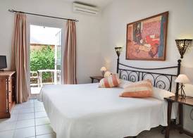 Hotel Madreselva - Grupo Califa 3
