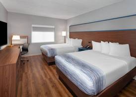 AmericInn & Suites by Wyndham Baraboo Event Center 5