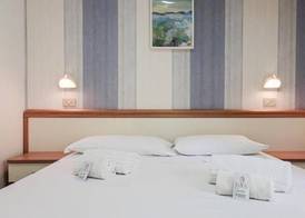 Hotel Blue Ribbon 2
