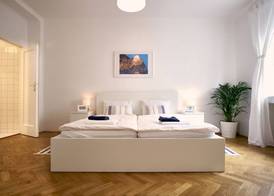Opera Street Apartments 2