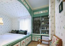 Kitsch Hotel 2