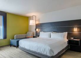 Holiday Inn Express & Suites ATCHISON by IHG 2