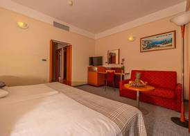 Hotel Marina 5