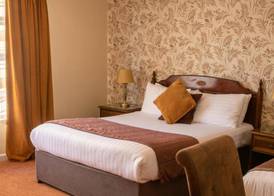 Kee's Hotel 5