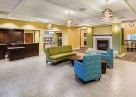 Larkspur Landing Extended Stay Suites St. Louis Riverport - Airport West 3
