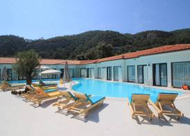 Z Exclusive Hotel & Villas 3