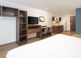 WoodSpring Suites Washington DC Northeast Greenbelt 4