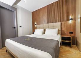 ES Hotel 5