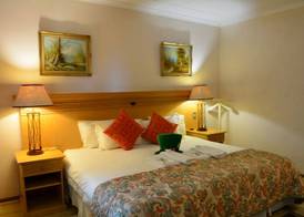 Shamrock Arms Guest Lodge 4