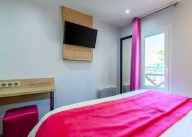 FH Confort Hôtel Orleans 4