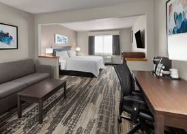 Wingate by Wyndham Marion 5