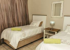 2-Bedroom Apartment within 1km of The Point Beach 5