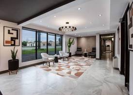 Ramada by Wyndham Kingston 4