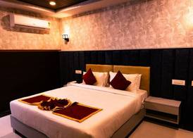 HOTEL GRAND ORCHID 4