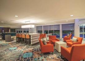 La Quinta by Wyndham Kingman 2
