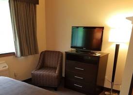 AmericInn by Wyndham Menomonie 5