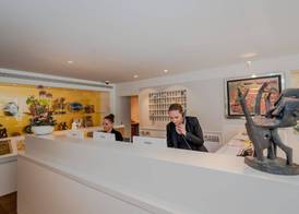 Ambassade Hotel 3