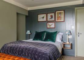 The Bell & Stuart House 5