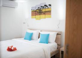 Toparadis Guest House 2