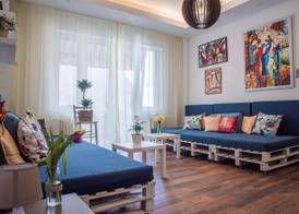 Central 4 Bedroom 154m2 Apartment with terrace 3