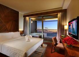 Pullman Oceanview Sanya Bay Resort & Spa 5