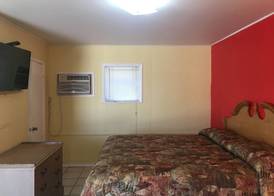 Shelton Motel 4