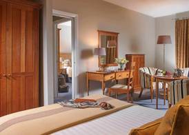 Parkavon Hotel 4