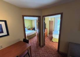 MainStay Suites Bloomington near University 5