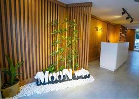 Moon Suites 2