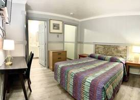 Emerald Best Motel 3