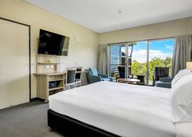 Kingfisher Bay Resort 5