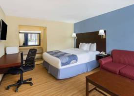 Days Inn by Wyndham Statesville 5