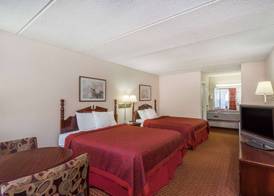 Days Inn by Wyndham Hurricane Mills 3