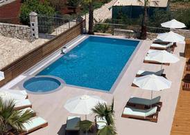 Blue Water Hotel 4