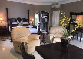 Luxury Beach Apartments 4