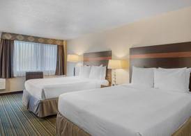 Best Western Alderwood 4
