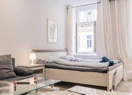 Stylish 1BR Studio In Central Vienna 3