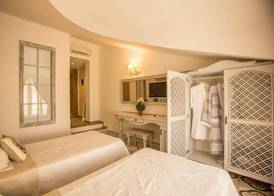 S3 Orange Exclusive Hotel 3