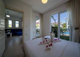 Sea Heaven Legend Apartments 4