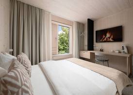 Hotel Bergamo Modern & zentral in Ludwigsburg 24h Check in 3 Min zum Schloss nachhaltiges Hotel in Holzbauweise 2