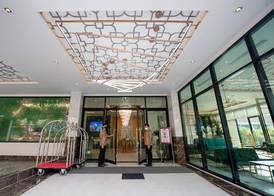Pattaya Discovery Beach Hotel 2