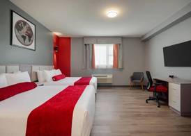 Ramada by Wyndham West Edmonton Hotel & Suites 5