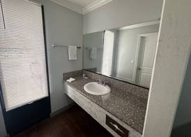 Palm Inn Hotel near Tyler Mall Riverside 4