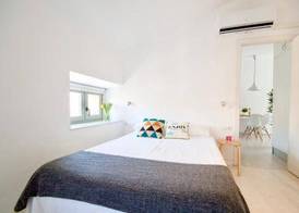 MalagaUrbanRooms - Central Suites 4