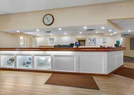 Quality Inn & Suites Bellville - Mansfield 5