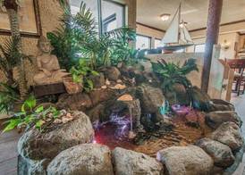 Days Inn by Wyndham Destin 2