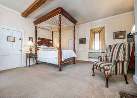 Wayside Inn 5