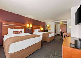 Wingate by Wyndham Calgary South 4